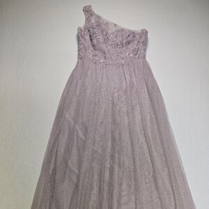 David's Bridal Celebrate‎ Elegant Lavender  Dress Size 6